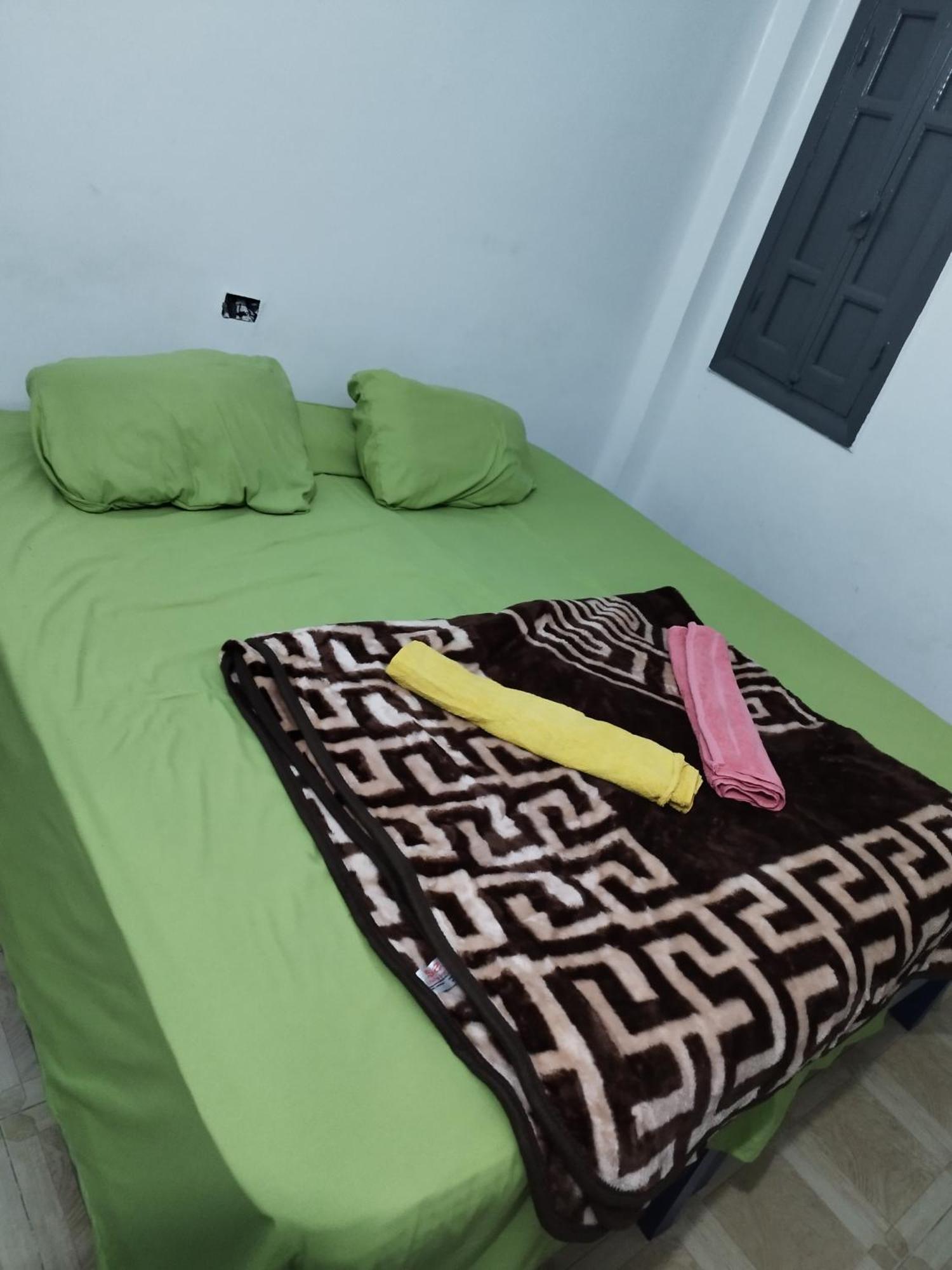 Grand Square Hostel ลักซอร์ ภายนอก รูปภาพ